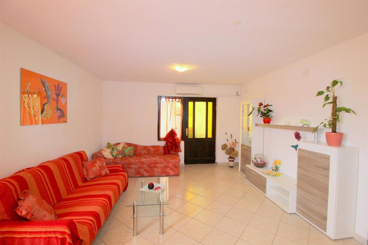 Gianna N2, 600 M From The Beach Novigrad  Ngoại thất bức ảnh