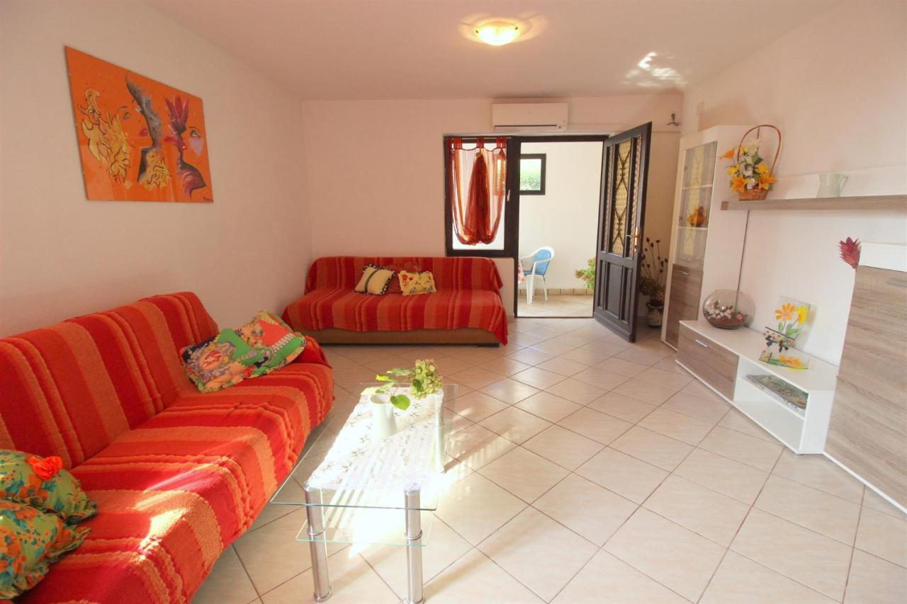 Gianna N2, 600 M From The Beach Novigrad  Ngoại thất bức ảnh